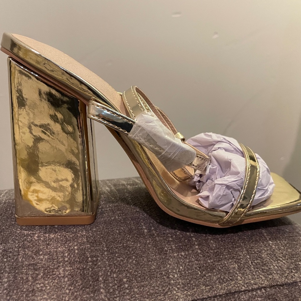London Rebel sandals size 5